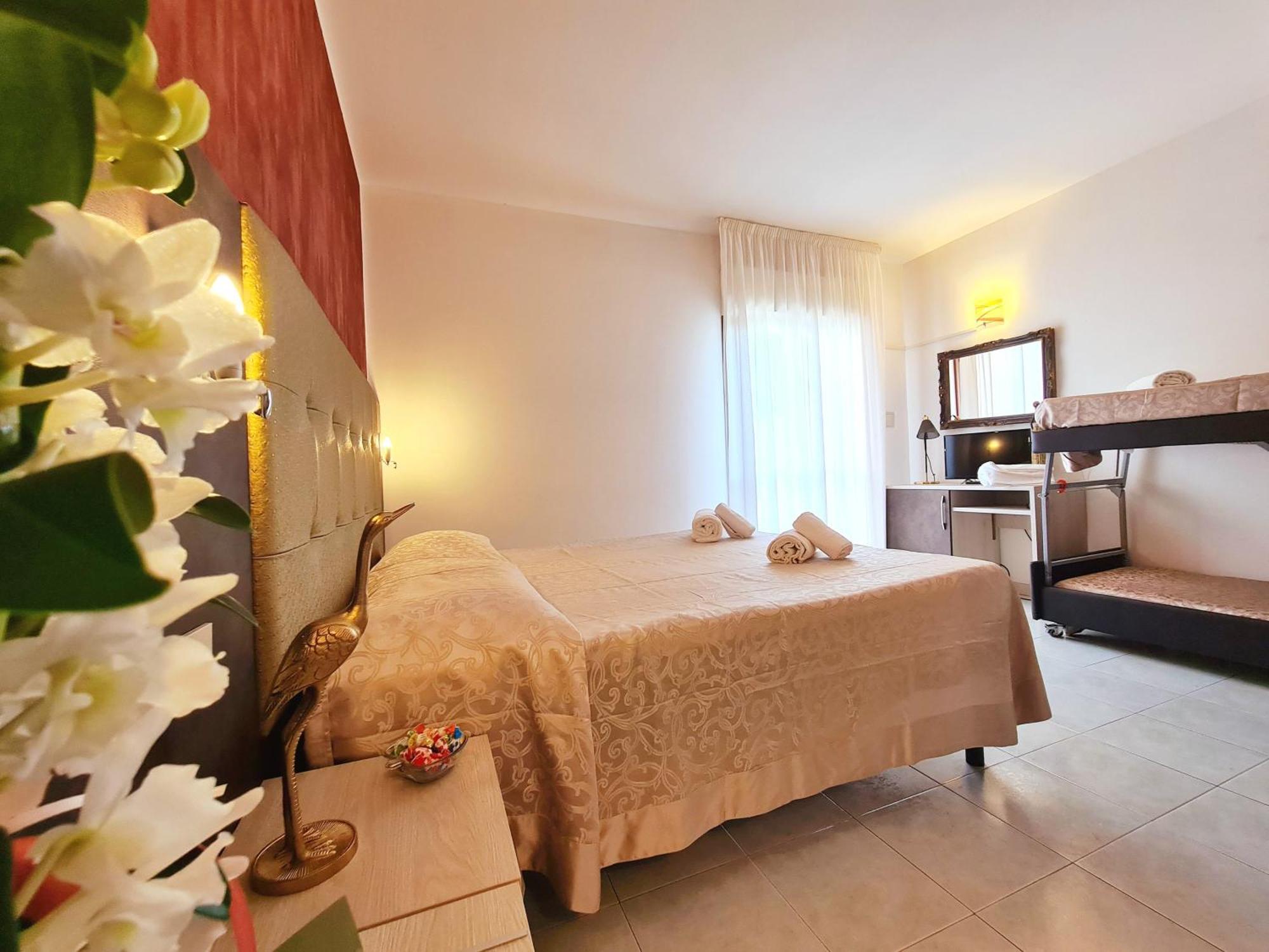 Hotel Laura Cesenatico Camera foto
