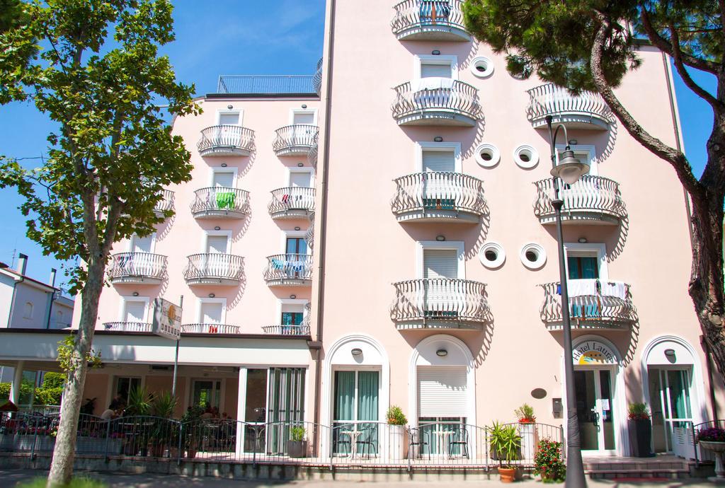 Hotel Laura Cesenatico Esterno foto